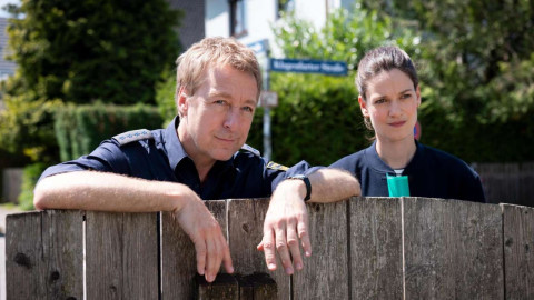 TV-SERIEN backdrop