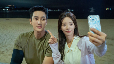 Große Liebe ohne Regeln backdrop