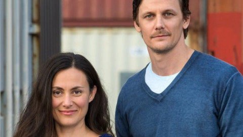 Serien mit Schwangeren Teenager als Hauptcharaker backdrop